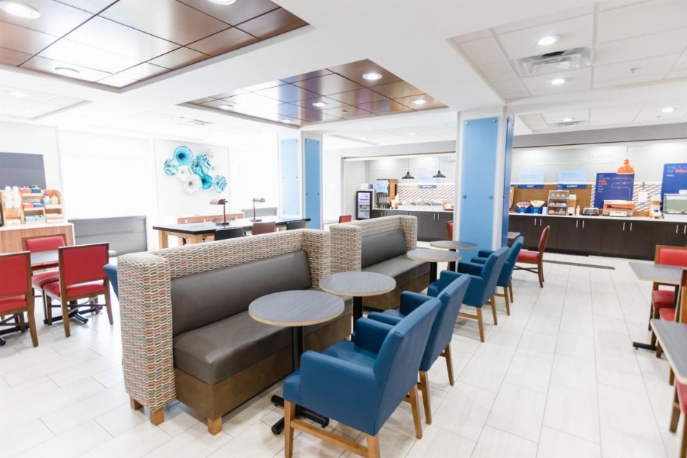 Holiday Inn Express Hotel & Suites Knoxville-Farragut Image 42