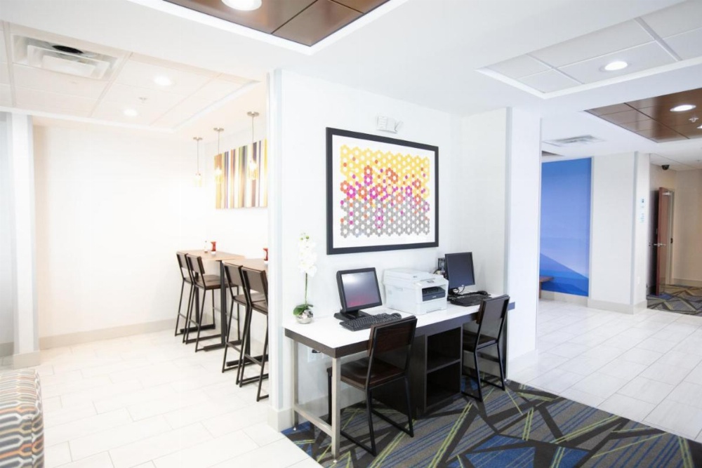 Holiday Inn Express Hotel & Suites Knoxville-Farragut Image 43